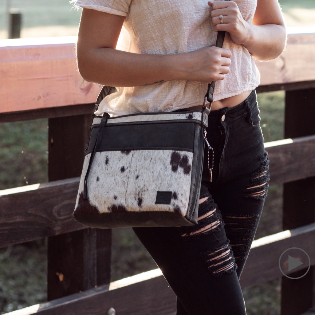 Uc Leather Diana Cc Bag